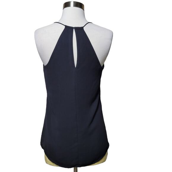 Express Women's Black Button Up Racerback Key Hole Tank Pleated Top Size XS - Picture 3 of 7